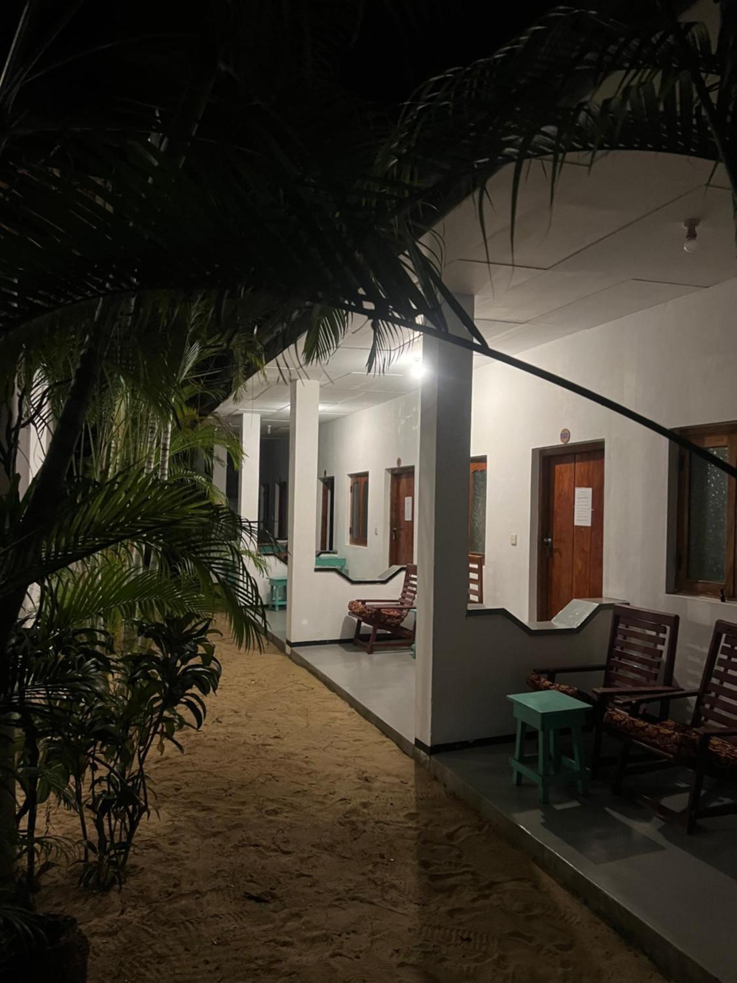 فندق Moxy Bay Arugambay آروغام المظهر الخارجي الصورة