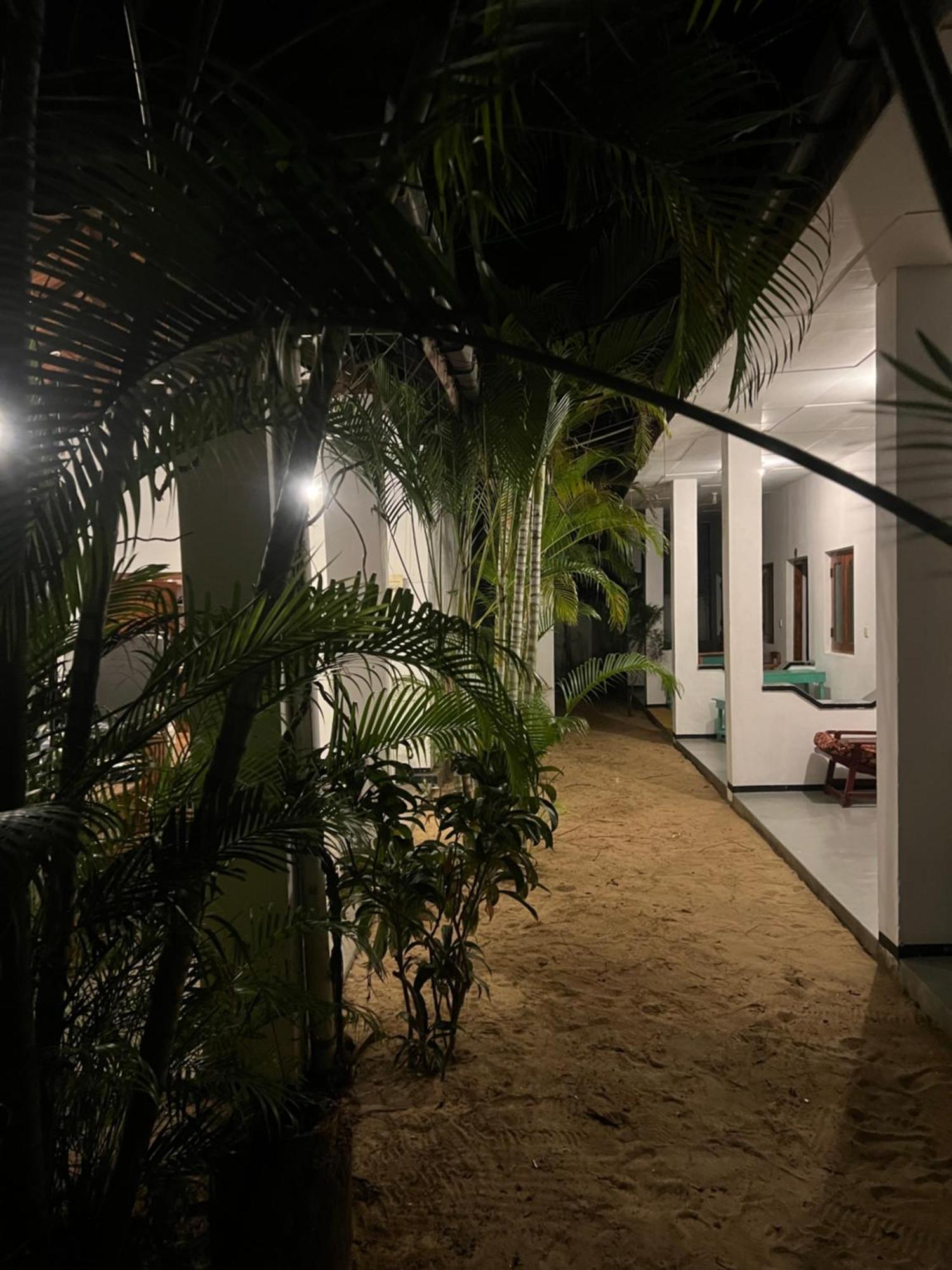 فندق Moxy Bay Arugambay آروغام المظهر الخارجي الصورة